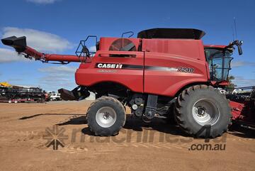 Case IH 2016   7240 HARVESTER