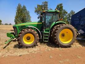 FWA Tractor John Deere 8220 - picture0' - Click to enlarge