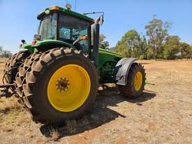 FWA Tractor John Deere 8220 - picture1' - Click to enlarge