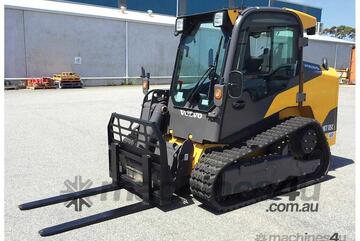 Range Machinery - 1800kg Skid Steer Pallet Forks