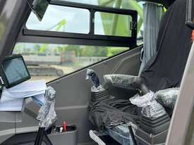 2025 Zoomlion ZCC1500V 150T Crawler Crane - picture0' - Click to enlarge