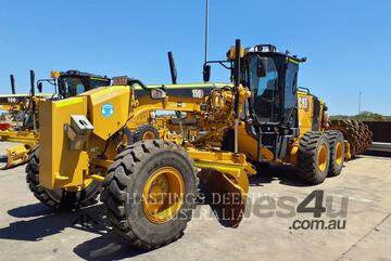 Caterpillar CAT 150-14 Motor Graders