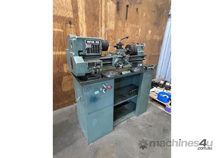 Centre Lathe, 415v, Made in Austraila