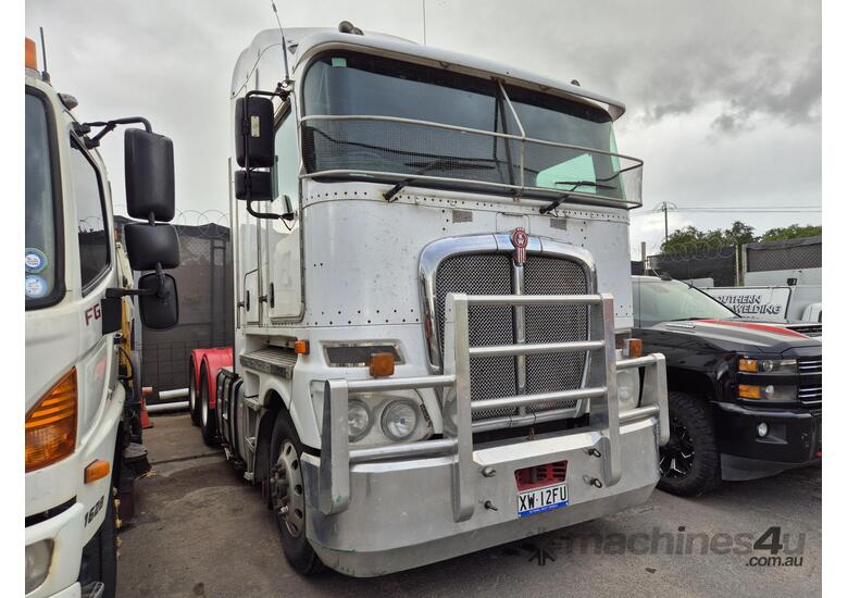 2011 KENWORTH K200 6X4 Prime Mover, Cummins ISX