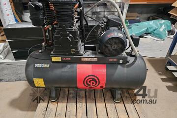 NEAR NEW Chicago Pneumatic CPRD 10200 NS59S 200L 10HP Tank Mounted 3P Pistons Compressor