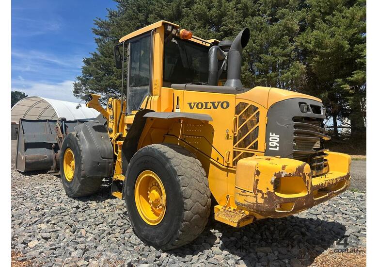 2013 Volvo L90F