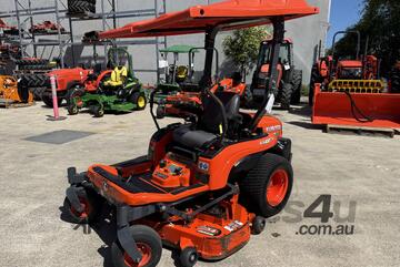 Kubota ZG227-54B zero turn mower - cut your grass in no time