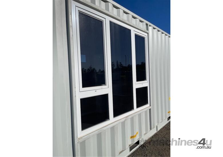 Unused 40ft Deluxe 1 Bedroom Accommodation Module