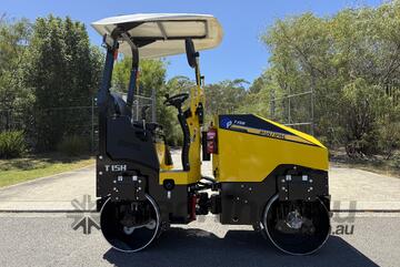   MULTIPAC 1.7T Double Drum Vibrating Roller