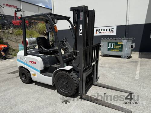 3T TCM Container Forklift