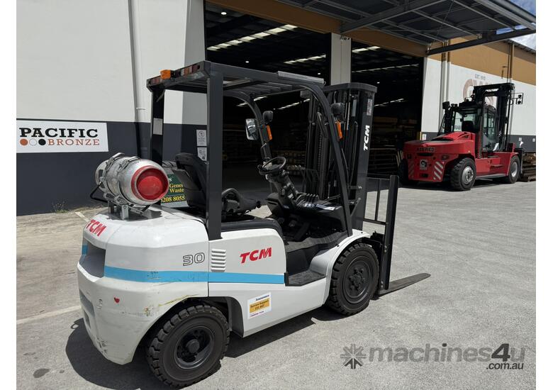 3T TCM Container Forklift