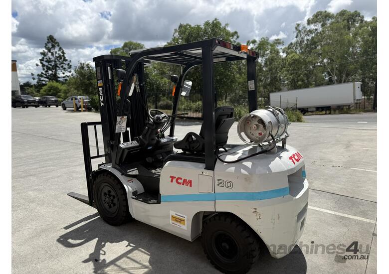 3T TCM Container Forklift