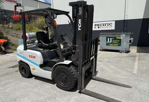Tcm 3T   Container Forklift