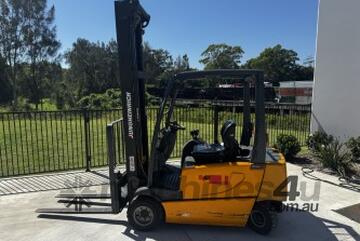JUNGHEINRICH Battery Electric Four Wheel Counterbalance Forklift