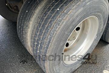 2001 Tefco Triaxle Tip Over Axle Tipping Trailer