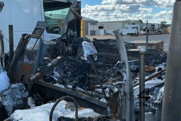 Kenworth   T909 Prime Mover