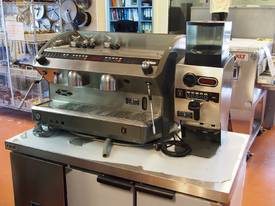 Group 2 Azkoyen Coffee Machine with Bean Grinder - picture0' - Click to enlarge