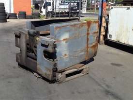 Forklift Bale Grab - picture0' - Click to enlarge