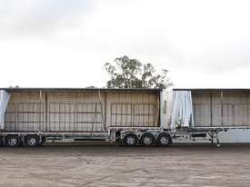 2005 KRUEGER 34 Pallet Curtainsider B Double Set  - picture1' - Click to enlarge