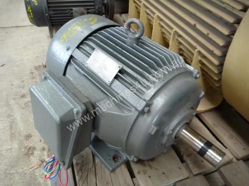 TECO 15HP 3 PHASE ELECTRIC MOTOR/ 1465RPM
