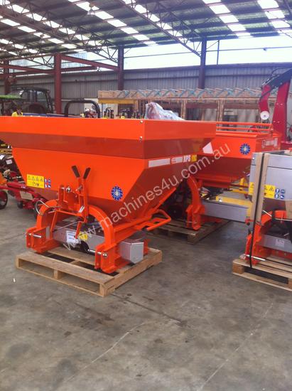 caption XPS Fertiliser Spreader