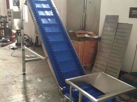 Quick-Release Washable Conveyor with Hopper - picture0' - Click to enlarge