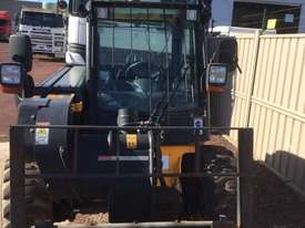 JCB Loadall 520-40 Telescopic Handler Telescopic H - picture2' - Click to enlarge