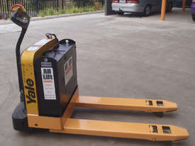 Yale Electric Pallet Mover - PRICE REDUCED! - picture1' - Click to enlarge