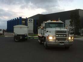 Mack ch Truck & Dog Tipper 470hp - picture1' - Click to enlarge