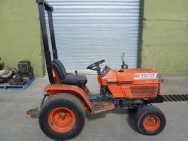 KUBOTA B1750 - Small 4WD Tractor - picture0' - Click to enlarge