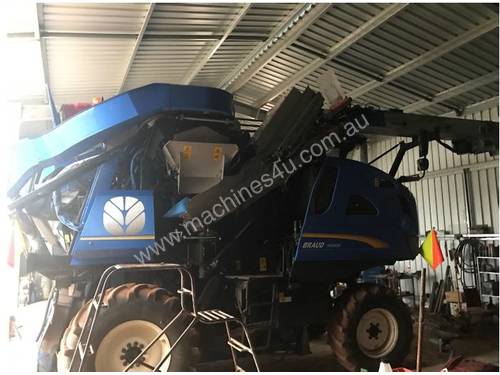 USED NEW HOLLAND 9090XD HARVESTER