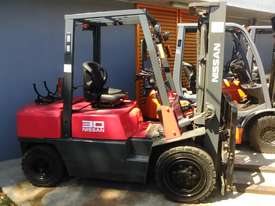 Nissan Forklift 3 Ton 3000mm Lift Height Fresh Paint  - picture0' - Click to enlarge