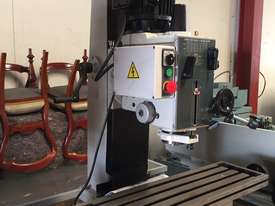 RF45 Milling and Drilling Machine - picture0' - Click to enlarge