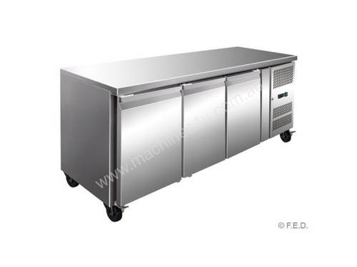 F.E.D. GN3100FE Tropicalised S/S 3 Door Gastronorm Bench Fridge