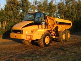 Caterpillar 725 Articulated Off Highway Truck - picture0' - Click to enlarge