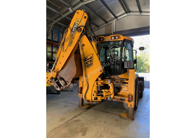 caption 2007 JCB 3CX 4X4 BACKHOE EX GOVT