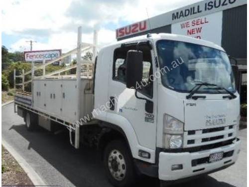 2013 Isuzu FSR 700 Long Service Vehicle