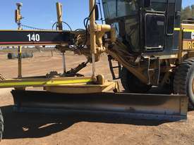 1987 Caterpillar 140G grader - picture0' - Click to enlarge