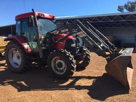 Case IH CX80 FWA/4WD Tractor - picture0' - Click to enlarge