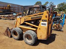 1981 Case 1845 Skid Steer Wheeled Loader *CONDITIONS APPLY* - picture2' - Click to enlarge
