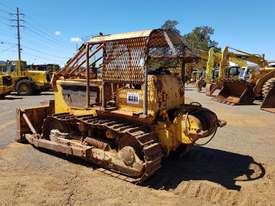 1962 Caterpillar D6B Bulldozer *CONDITIONS APPLY* - picture2' - Click to enlarge