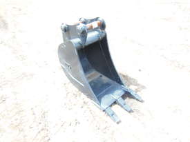 450mm ABS Digging Bucket - picture1' - Click to enlarge