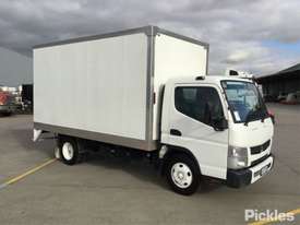 2015 Mitsubishi Canter FE - picture0' - Click to enlarge