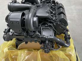 New Mercedes Benz OM501LA -290 kW ENGINE | Konecrane Noell Straddle Carrier Spec - picture2' - Click to enlarge