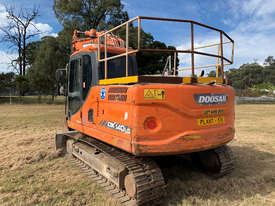 Doosan DX140LC Tracked-Excav Excavator - picture1' - Click to enlarge