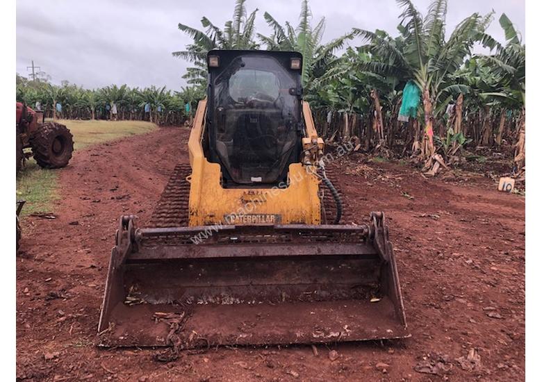 caption 2012 CAT 289C Mini Loader