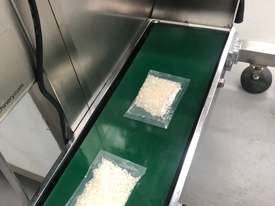CPM P-9000 Sachet Packer - picture0' - Click to enlarge