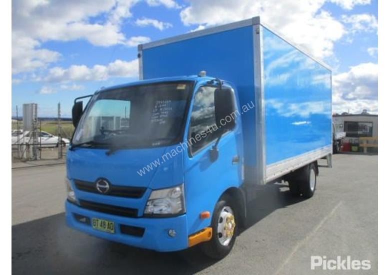caption 2012 Hino 300 616