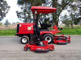 Toro GroundsMaster 4000 D Wide Area mower Lawn Equipment - picture2' - Click to enlarge