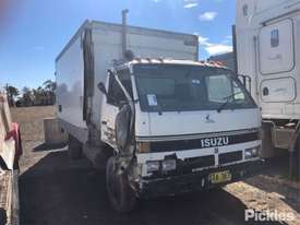 1992 Isuzu NPR 300 - picture0' - Click to enlarge